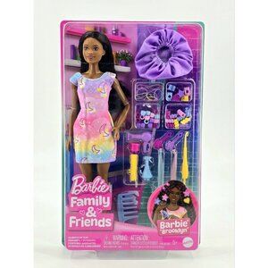 Barbie "Brooklyn" Hairstyling Doll & Playset with Accessories Toy New with Box